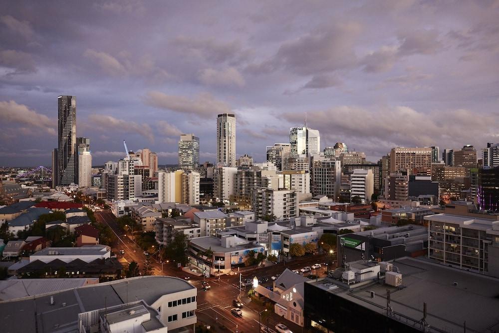 The Johnson Brisbane - Art Series Bagian luar foto